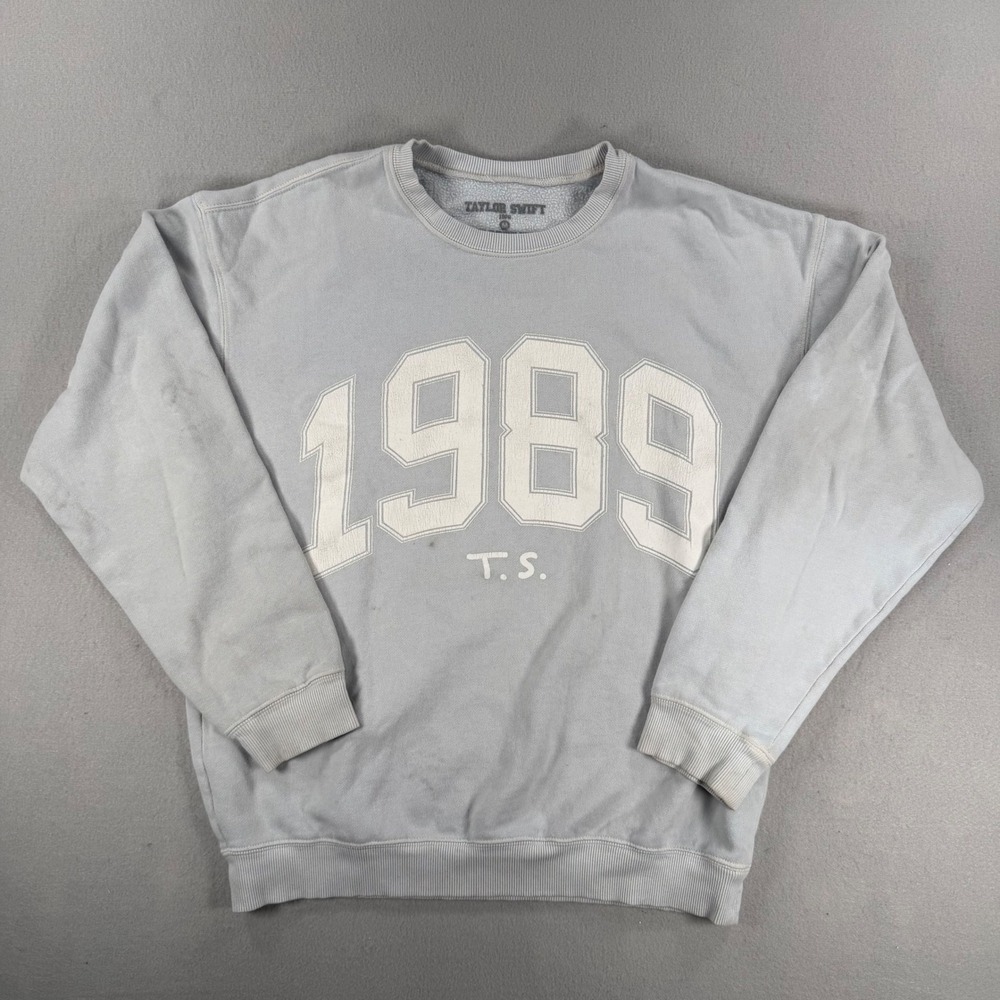 Taylor Swift 1989 T.S. Sweatshirt vintage Light Womens Medium